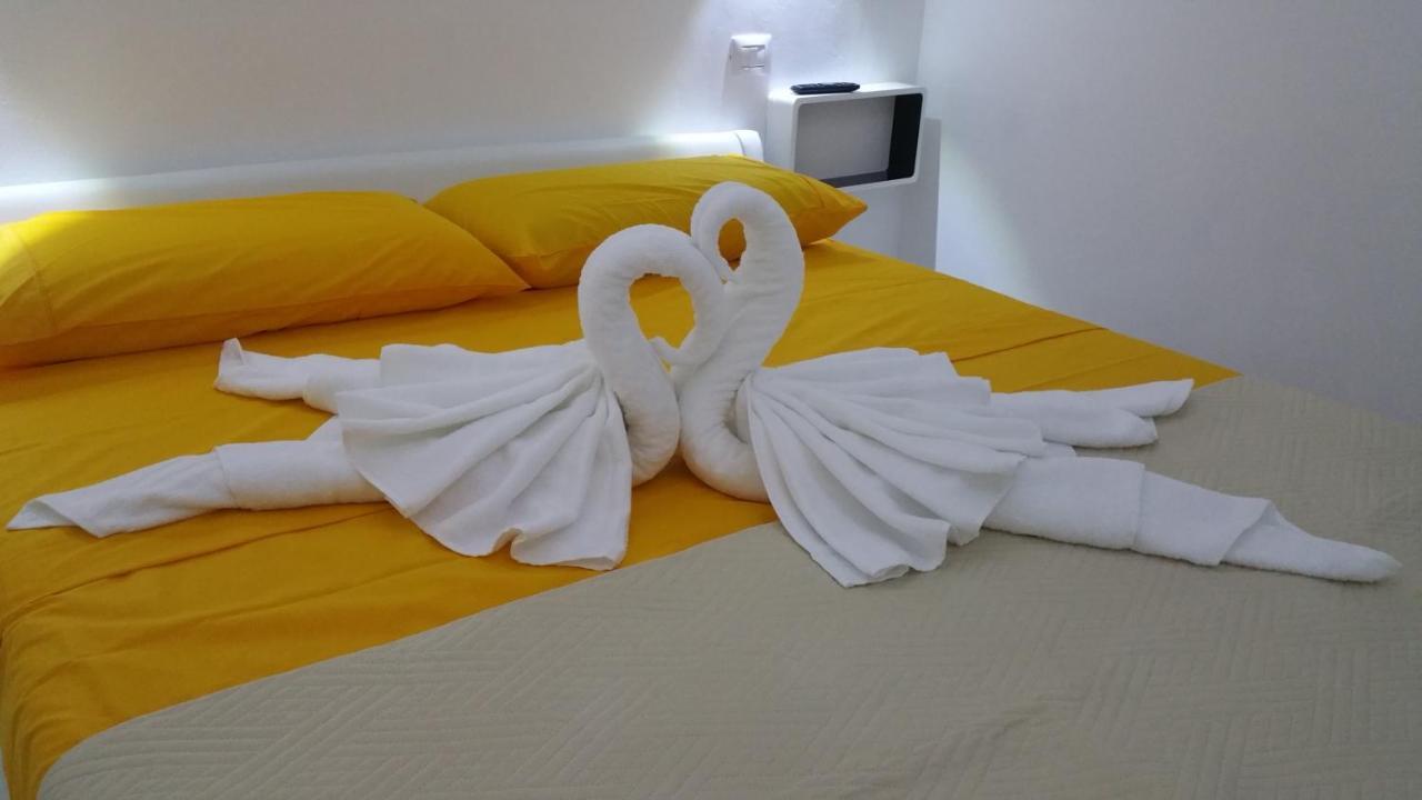 A Due Passi Dal Mare Bed & Breakfast Акуапеса Екстериор снимка
