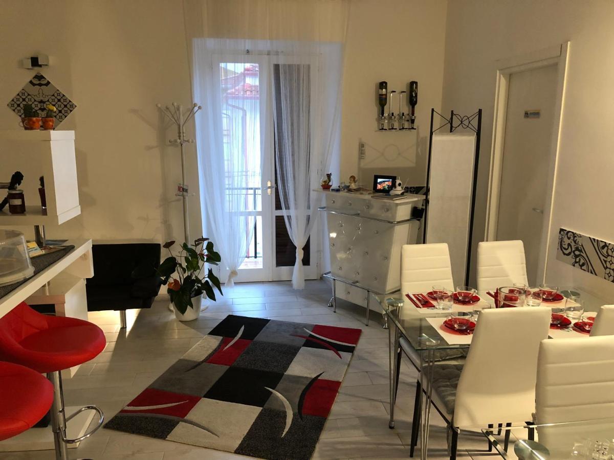 A Due Passi Dal Mare Bed & Breakfast Акуапеса Екстериор снимка
